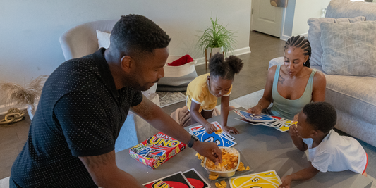 Family Dinners Made Fun: Easy Ways to Elevate Mealtime!